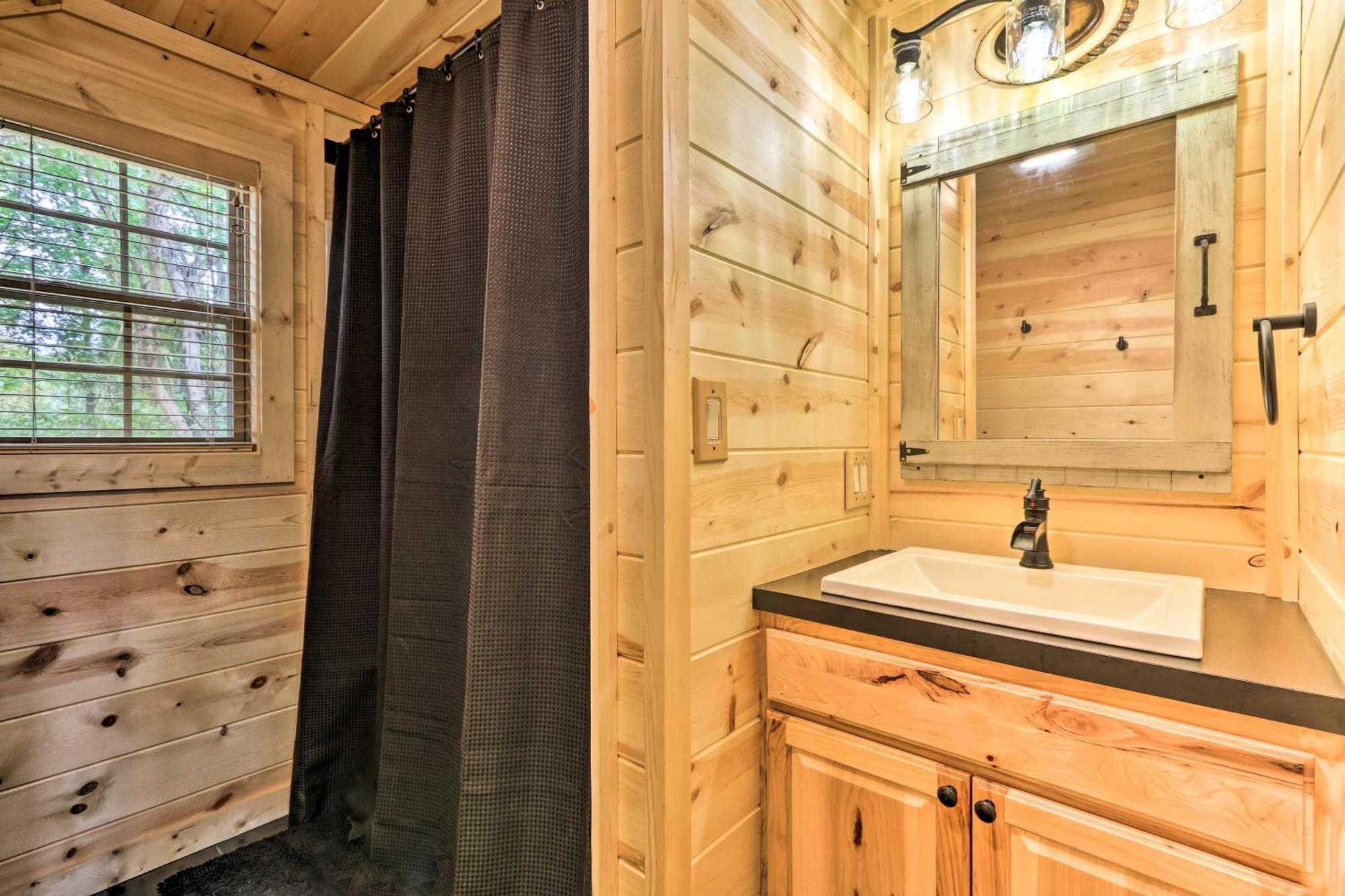Idyllic Cabin In The Heart Of Hocking Hills Rockbridge Buitenkant foto
